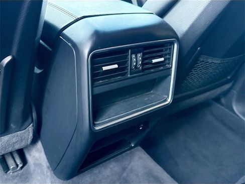 Used 2020 Porsche Cayenne image 28