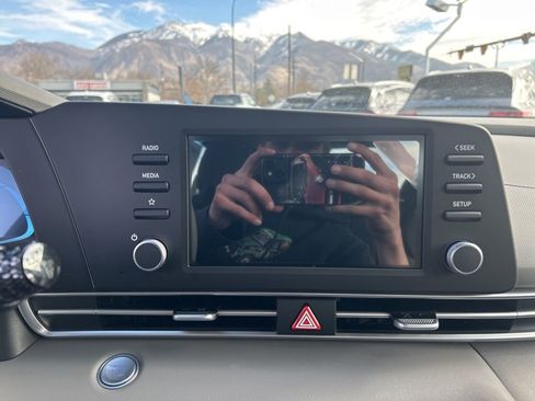 New 2026 Hyundai Elantra SEL Sport Premium FWD image 18