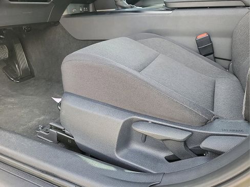 Used 2025 Toyota Camry LE image 12