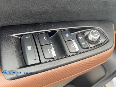 Used 2026 Subaru Forester Touring AWD/4WD image 11