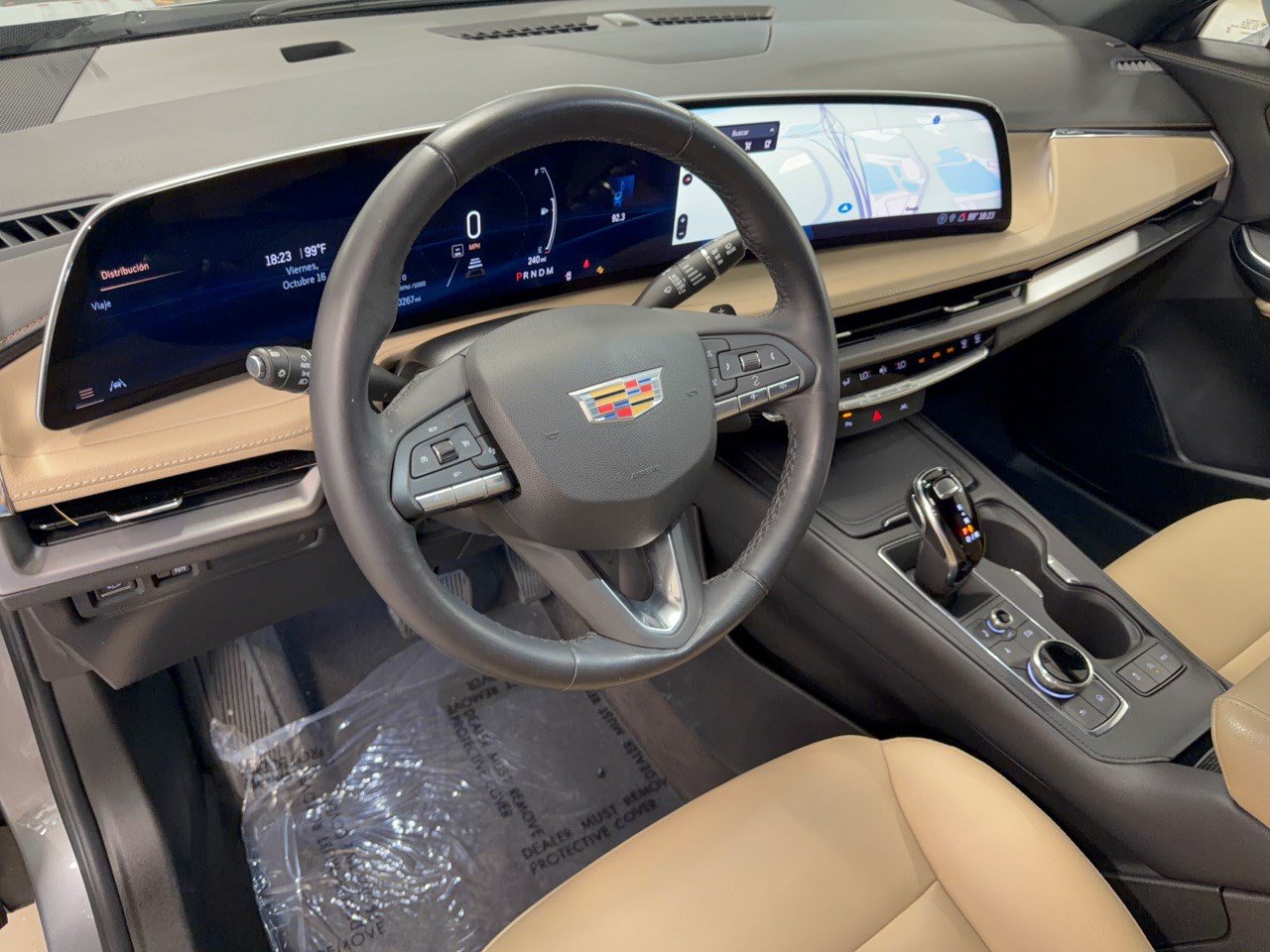 Used 2024 Cadillac XT4 Luxury FWD image 4