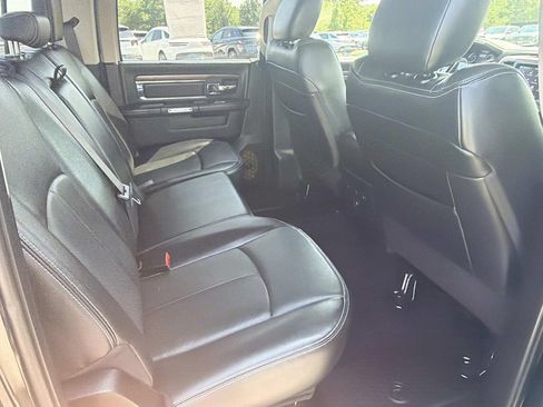 Used 2019 RAM 1500 Laramie w/ Convenience Group AWD/4WD image 23