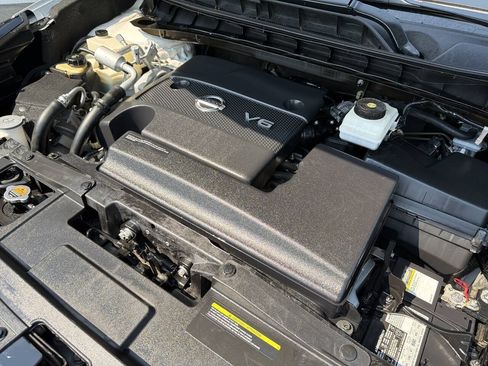 Used 2021 Nissan Murano SV AWD/4WD image 14