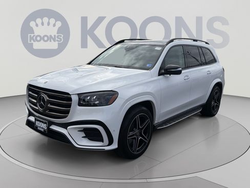 Used 2024 Mercedes-Benz GLS 450 4MATIC image 1