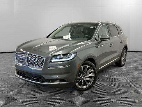 Used 2022 Lincoln Nautilus Reserve w/ Luxury Package image 1