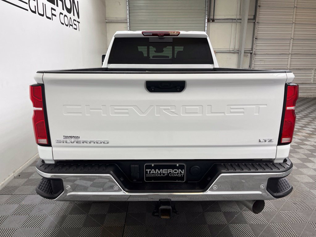 Used 2025 Chevrolet Silverado 2500 LTZ w/ LTZ Premium Package AWD/4WD image 10