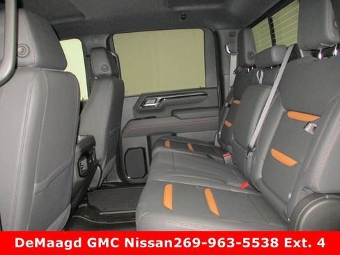 New 2025 GMC Sierra 2500 AT4 w/ Technology Package image 32