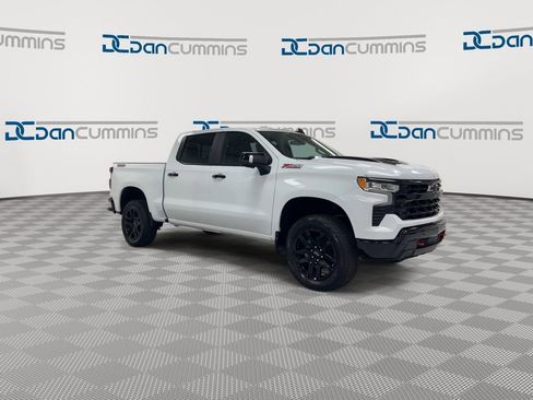 New 2026 Chevrolet Silverado 1500 LT Trail Boss w/ LT Trail Boss Premium Package AWD/4WD image 2