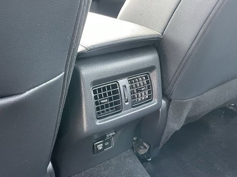 Used 2025 Toyota Camry XLE image 26