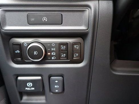 New 2025 Ford F150 Lariat w/ Equipment Group 502A High image 40