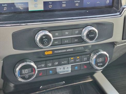 Used 2022 Ford F350 Lariat w/ Lariat Ultimate Package AWD/4WD image 14