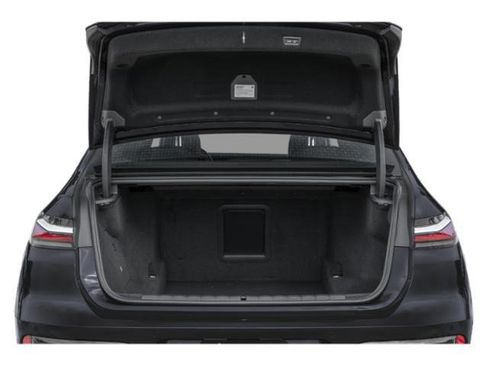 New 2026 BMW 750e xDrive image 14