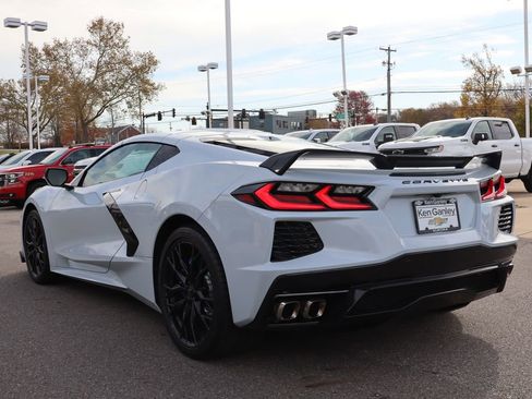 Used 2024 Chevrolet Corvette Stingray Coupe w/ 1LT image 33