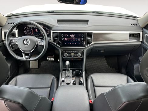 Used 2019 Volkswagen Atlas SEL R-Line AWD/4WD image 12