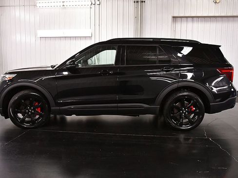Used 2023 Ford Explorer ST w/ Equipment Group 401A AWD/4WD image 4
