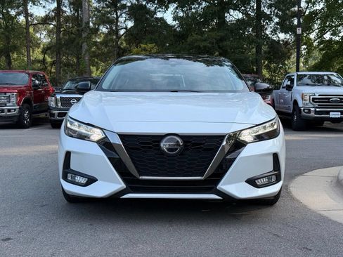 Used 2023 Nissan Sentra SR FWD image 2