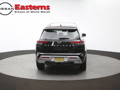 Used 2025 Nissan Pathfinder SL w/ SL Premium Package AWD/4WD image 39