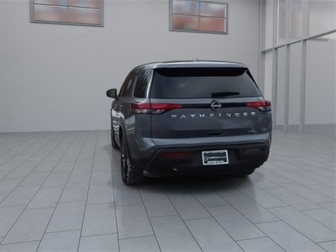 Certified 2022 Nissan Pathfinder S image 7