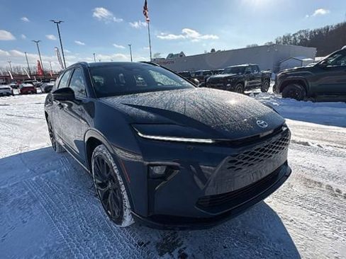 New 2026 Toyota Crown Signia Limited image 7