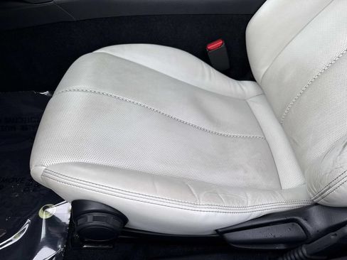 Used 2021 MAZDA MX-5 Miata RF Grand Touring RWD image 13