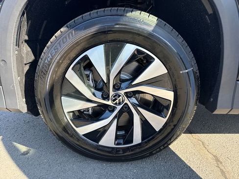 New 2026 Volkswagen Tiguan S AWD/4WD image 25