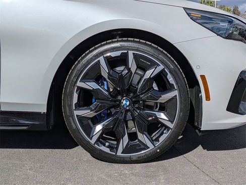 New 2026 BMW 530i image 32