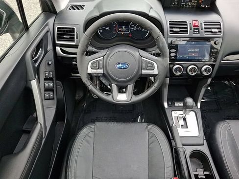 Used 2017 Subaru Forester 2.5i Limited AWD/4WD image 9