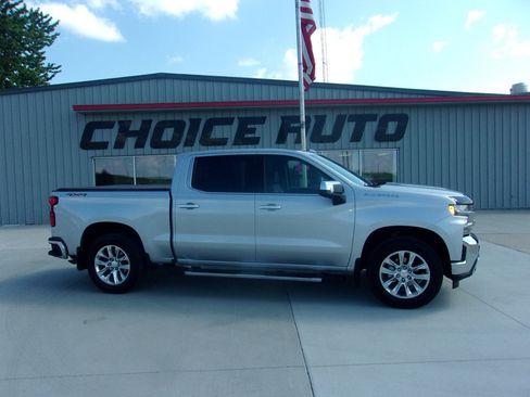 Used 2021 Chevrolet Silverado 1500 LTZ AWD/4WD image 2