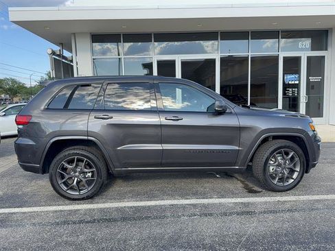 Used 2021 Jeep Grand Cherokee Limited w/ Quick Order Package 28K 80th AWD/4WD image 2