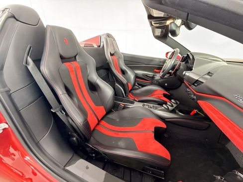 Certified 2020 Ferrari 488 Pista Spider RWD image 21