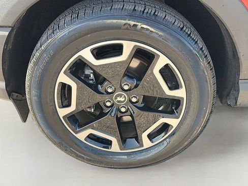 Used 2023 Ford Bronco Sport Outer Banks w/ Tech Package AWD/4WD image 41