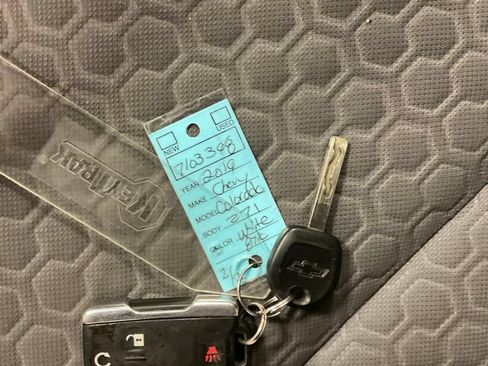 Used 2019 Chevrolet Colorado Z71 AWD/4WD image 35