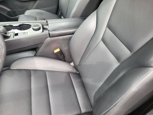 Used 2024 Nissan Rogue SV w/ SV Premium Package AWD/4WD image 15