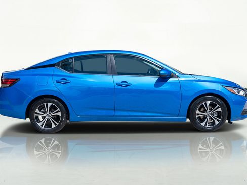 Used 2023 Nissan Sentra SV image 5