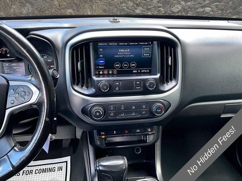 Used 2021 Chevrolet Colorado LT w/ Safety Package RWD image 6
