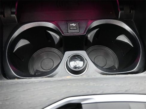 Used 2024 BMW 430i Convertible image 3