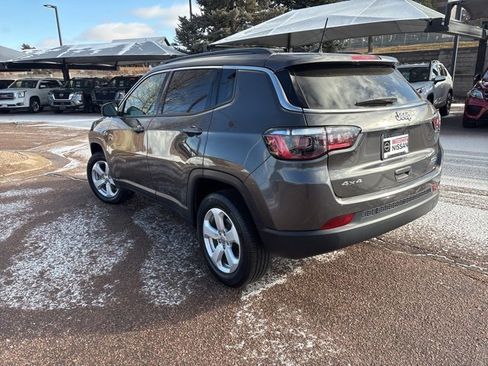 Used 2021 Jeep Compass Latitude image 7