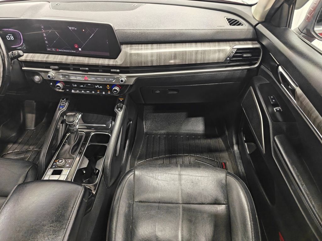 Used 2023 Kia Telluride EX w/ EX Captain's Chair Package AWD/4WD image 27