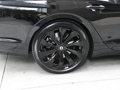 New 2026 Bentley Flying Spur Plug-In Hybrid image 23