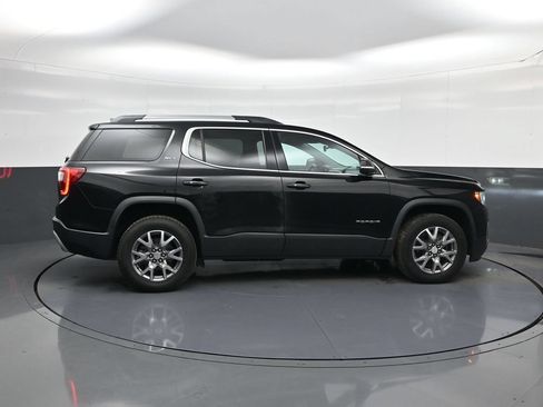 Used 2021 GMC Acadia SLT FWD image 11