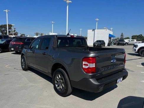 Certified 2024 Ford Maverick XLT image 3