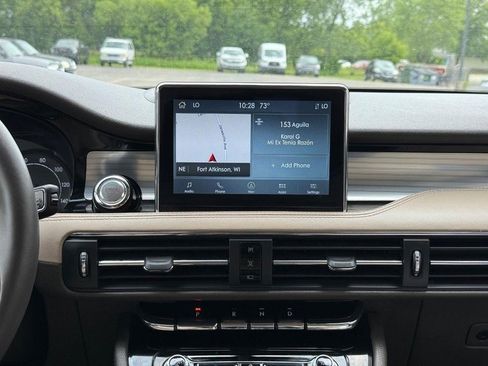 Used 2022 Lincoln Corsair AWD w/ Equipment Group 101A image 11