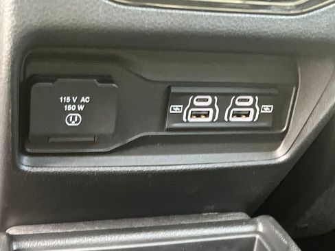 New 2025 Jeep Grand Cherokee L Overland w/ Luxury Tech Group IV image 22