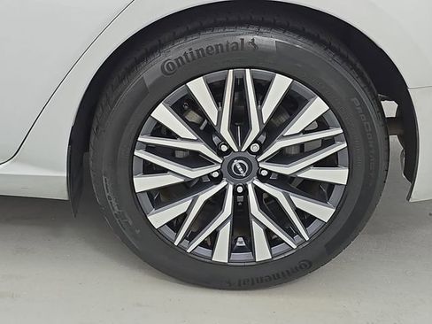 Certified 2024 Nissan Altima 2.5 SV FWD image 31