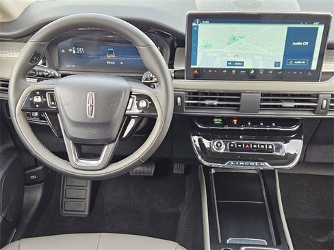 New 2026 Lincoln Corsair Premiere image 25