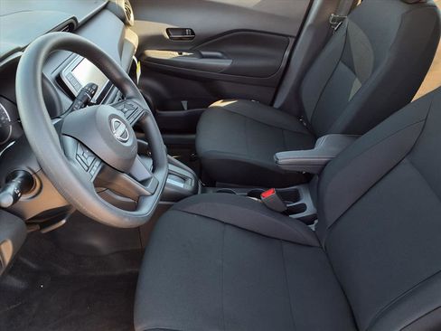 New 2025 Nissan Kicks Play S image 15