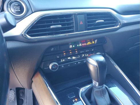 Used 2022 MAZDA CX-9 Signature image 16