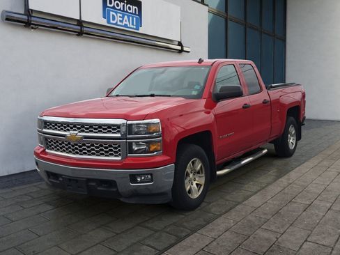 Used 2014 Chevrolet Silverado 1500 LT w/ LT Convenience Package AWD/4WD image 3