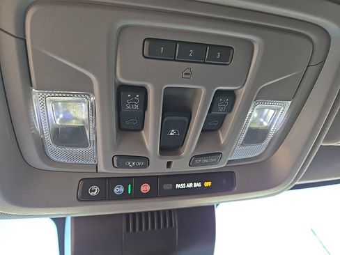 Used 2024 GMC Sierra 2500 SLT w/ SLT Premium Package image 25