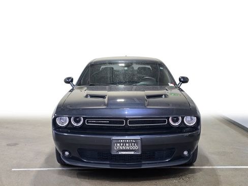 Used 2017 Dodge Challenger SXT Plus image 2